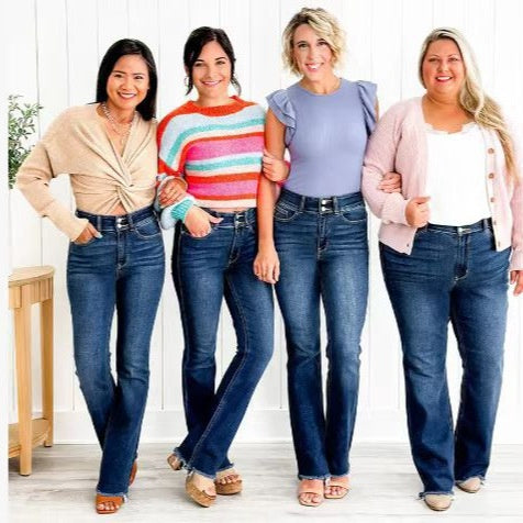 🍁 Women’s Casual High Waist Jeans with Pockets